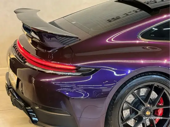 PORSCHE-911-2025