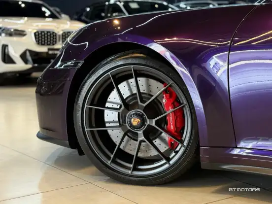 PORSCHE-911-2025