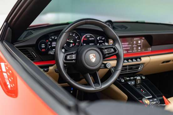 PORSCHE-911-2024