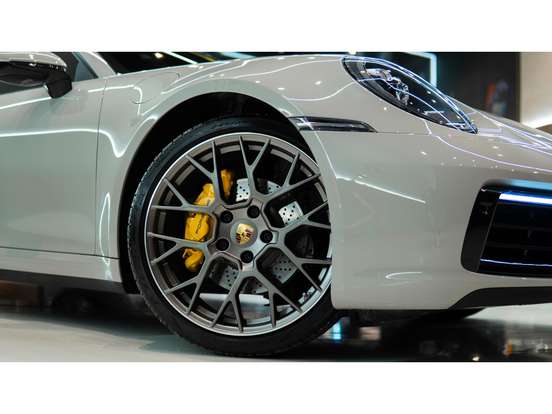 PORSCHE-911-2022