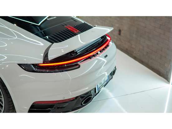 PORSCHE-911-2022