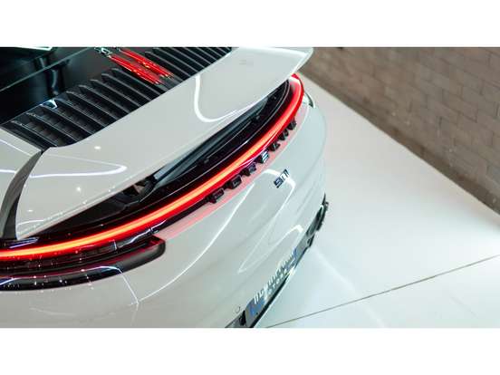 PORSCHE-911-2022
