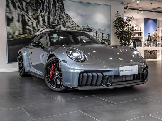 PORSCHE-911-2025