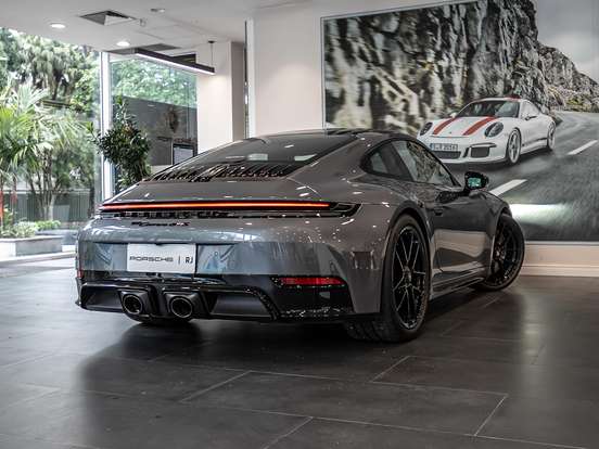 PORSCHE-911-3.6 24V H6 T-HYBRID CARRERA GTS PDK PORSCHE-911-2025