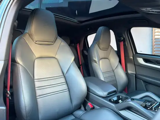 PORSCHE-CAYENNE-2024