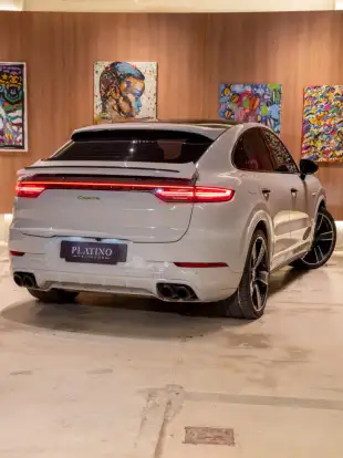 PORSCHE-CAYENNE-2022