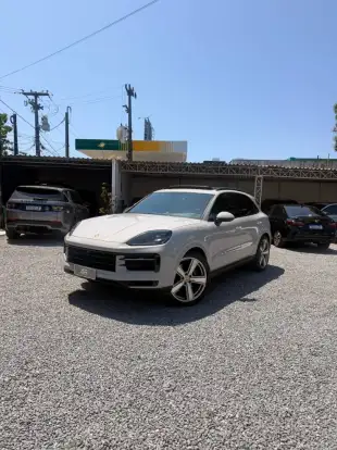 PORSCHE-CAYENNE-2024