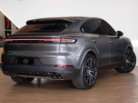 PORSCHE-CAYENNE-2024