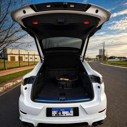 PORSCHE-CAYENNE-2023