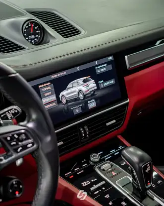 PORSCHE-CAYENNE-2019