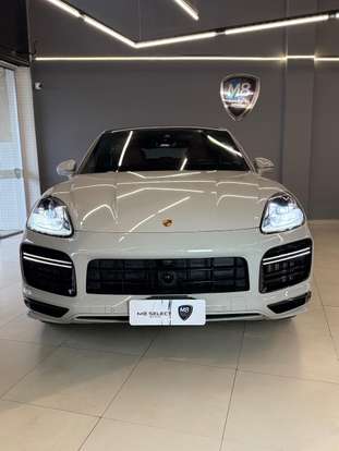 PORSCHE-CAYENNE-2023