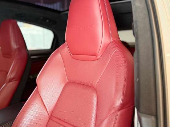 PORSCHE-CAYENNE-4.0 V8 E-HYBRID TURBO S AWD TIPTRONIC S PORSCHE-CAYENNE-2023
