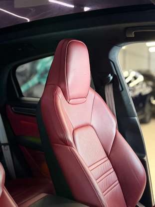 PORSCHE-CAYENNE-2023