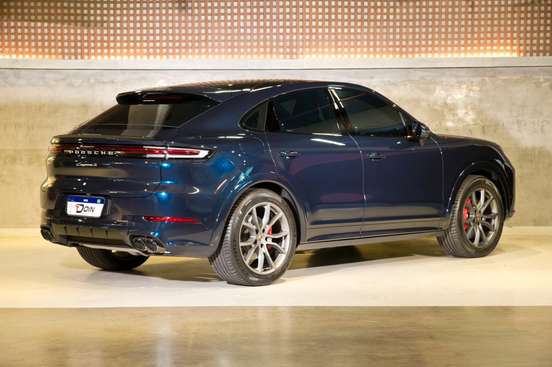 PORSCHE-CAYENNE-2025