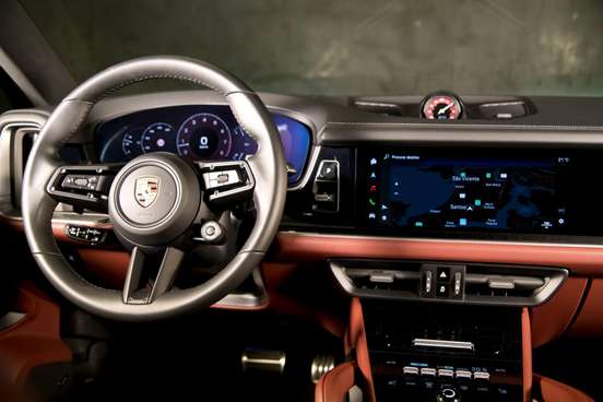 PORSCHE-CAYENNE-2025
