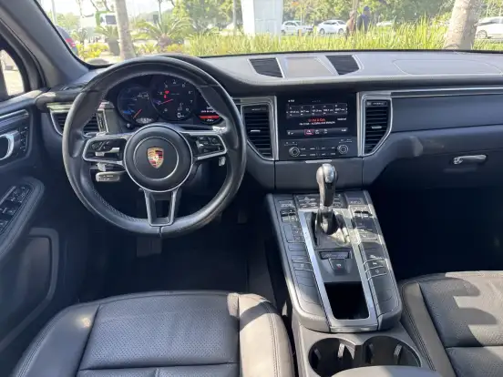 PORSCHE-MACAN-2.0 16V GASOLINA 4P AUTOMÁTICO PORSCHE-MACAN-2016