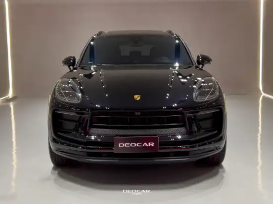 PORSCHE-MACAN-2025