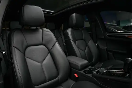 PORSCHE-MACAN-2025