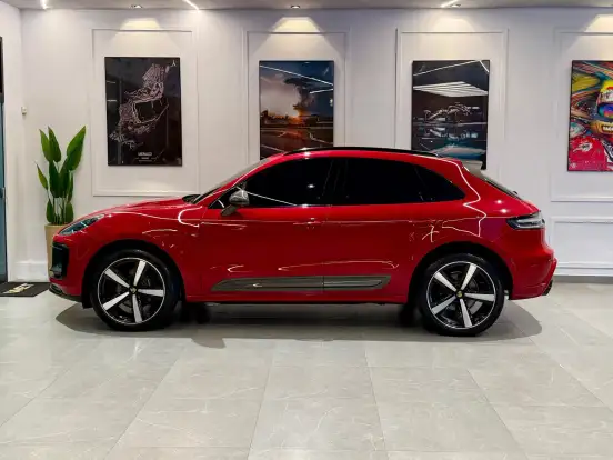 PORSCHE-MACAN-2023