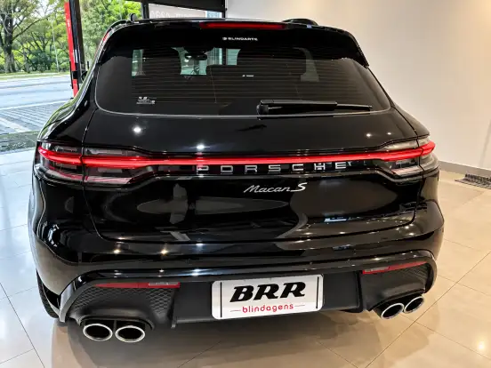 PORSCHE-MACAN-2024