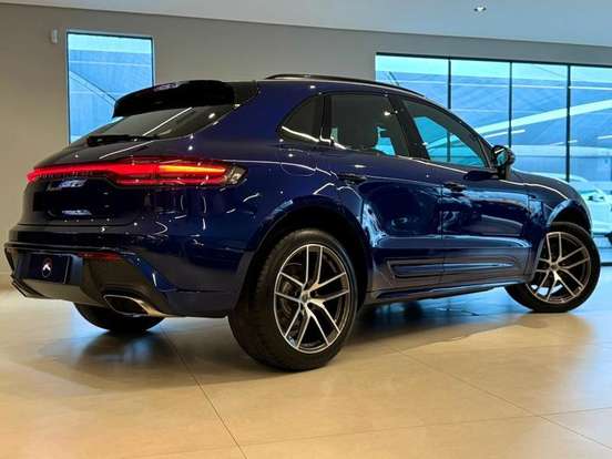 PORSCHE-MACAN-2022