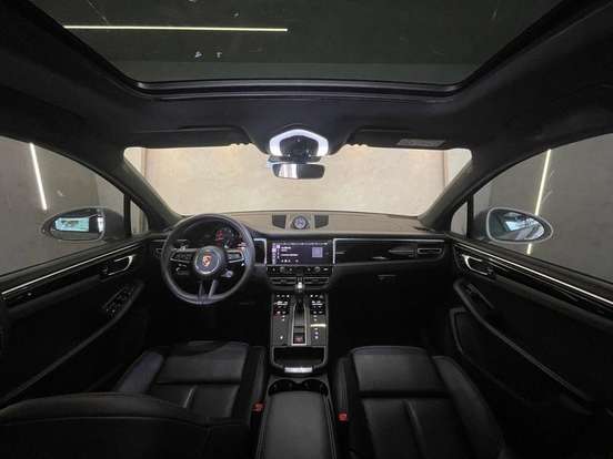 PORSCHE-MACAN-2023