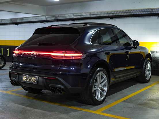 PORSCHE-MACAN-2023