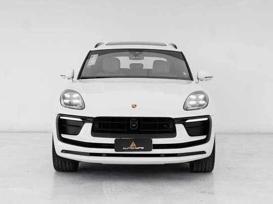 PORSCHE-MACAN-2023