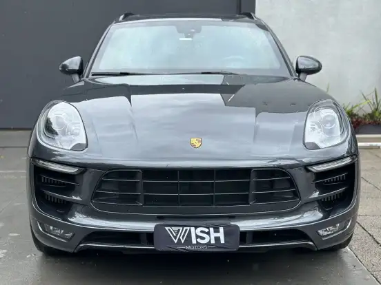 PORSCHE-MACAN-2016