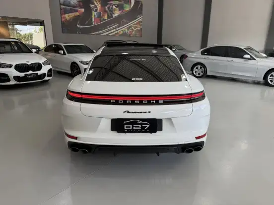 PORSCHE-PANAMERA-2025