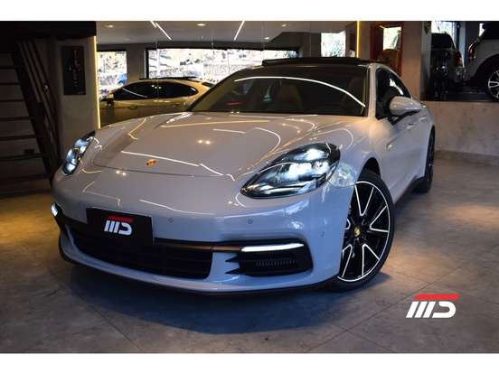 PORSCHE-PANAMERA-2020