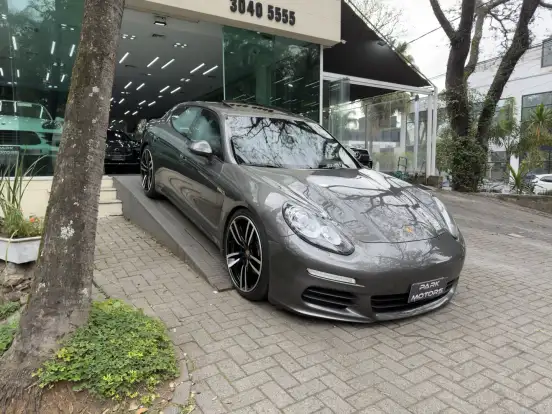 PORSCHE-PANAMERA-2013