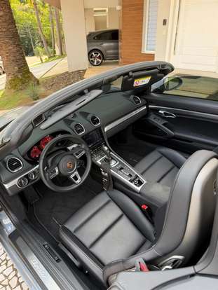PORSCHE-718-2024