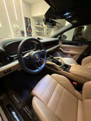 PORSCHE-CAYENNE-2024