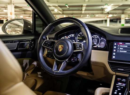 PORSCHE-CAYENNE-2023