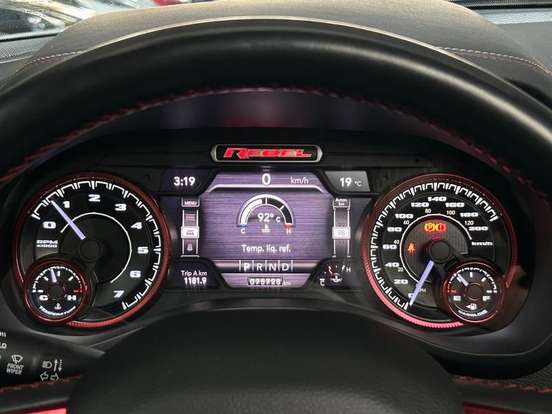 RAM-1500-5.7 V8 GASOLINA REBEL CD 4X4 AUTOMÁTICO RAM-1500-2022
