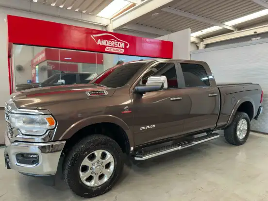 RAM-2500-6.7 I6 TURBO DIESEL LARAMIE CD 4X4 AUTOMÁTICO RAM-2500-2021
