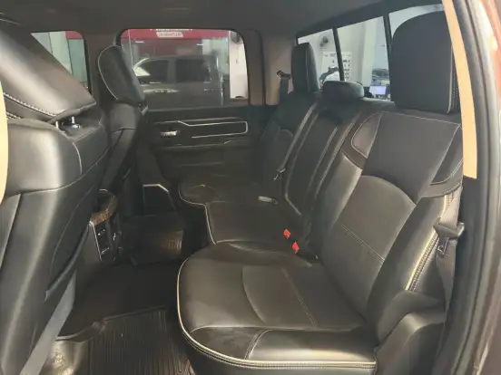 RAM-2500-6.7 I6 TURBO DIESEL LARAMIE CD 4X4 AUTOMÁTICO RAM-2500-2021
