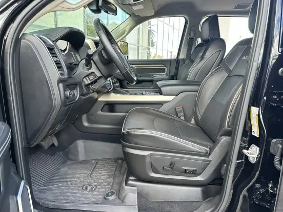 RAM-2500-6.7 I6 TURBO DIESEL LARAMIE CD 4X4 AUTOMÁTICO RAM-2500-2024