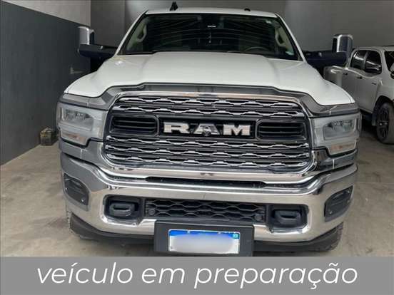 RAM-2500-6.7 I6 TURBO DIESEL LARAMIE CD 4X4 AUTOMÁTICO RAM-2500-2020