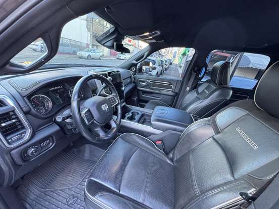 RAM-2500-6.7 I6 TURBO DIESEL NIGHT EDITION CD 4X4 AUTOMÁTICO RAM-2500-2022