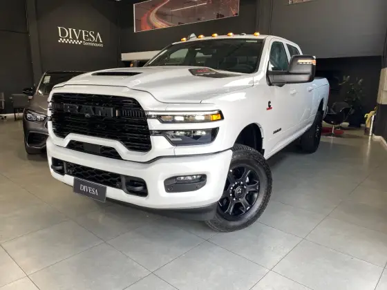 RAM 3500 6.7 I6 TURBO DIESEL LARAMIE NIGHT EDITION CD 4X4  AUTOMÁTICO
