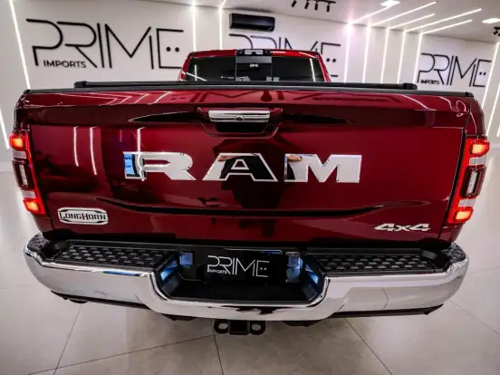 RAM-3500-6.7 I6 TURBO DIESEL LIMITED LONGHORN CD 4X4 AUTOMÁTICO RAM-3500-2022