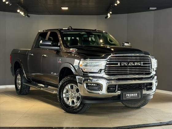 RAM 3500 6.7 I6 TURBO DIESEL LARAMIE CD 4X4 AUTOMÁTICO