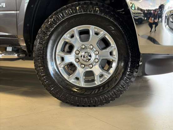 RAM-3500-6.7 I6 TURBO DIESEL LARAMIE CD 4X4 AUTOMÁTICO RAM-3500-2022