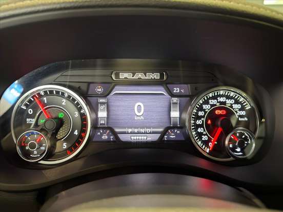 RAM-3500-6.7 I6 TURBO DIESEL LARAMIE CD 4X4 AUTOMÁTICO RAM-3500-2022