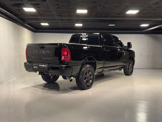 RAM-3500-6.7 I6 TURBO DIESEL LARAMIE NIGHT EDITION CD 4X4 AUTOMÁTICO RAM-3500-2025