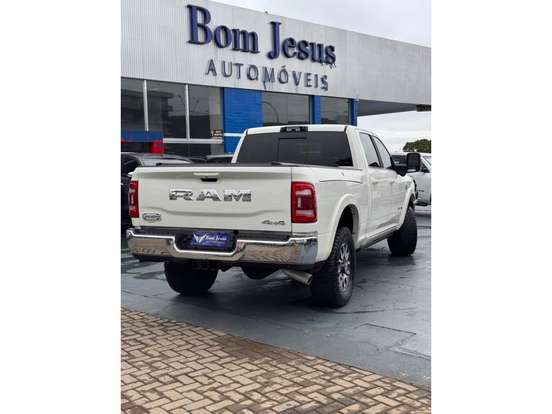 RAM-3500-6.7 I6 TURBO DIESEL LIMITED LONGHORN CD 4X4 AUTOMÁTICO RAM-3500-2024