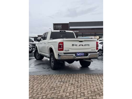 RAM-3500-6.7 I6 TURBO DIESEL LIMITED LONGHORN CD 4X4 AUTOMÁTICO RAM-3500-2024