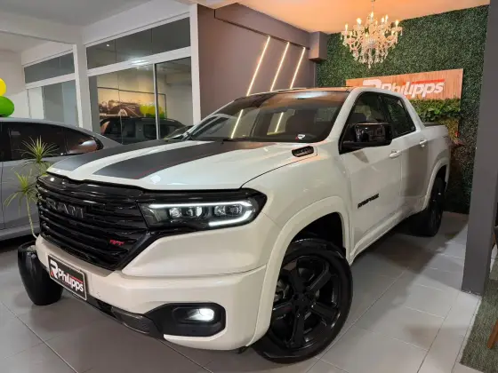 RAM RAMPAGE 2.0 HURRICANE 4 TURBO GASOLINA R/T 4X4 AUTOMÁTICO